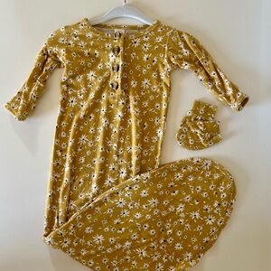 Lou Lou Newborn Harriett Gown and Gloves